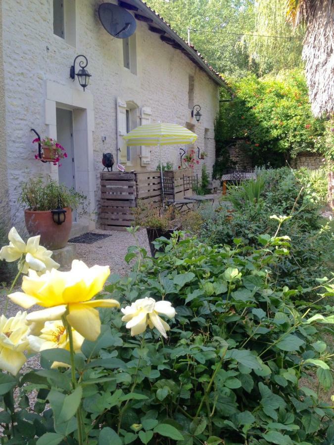 Gite Du Calme 3 Star Bed & Breakfast Cognac Chérac Buitenkant foto